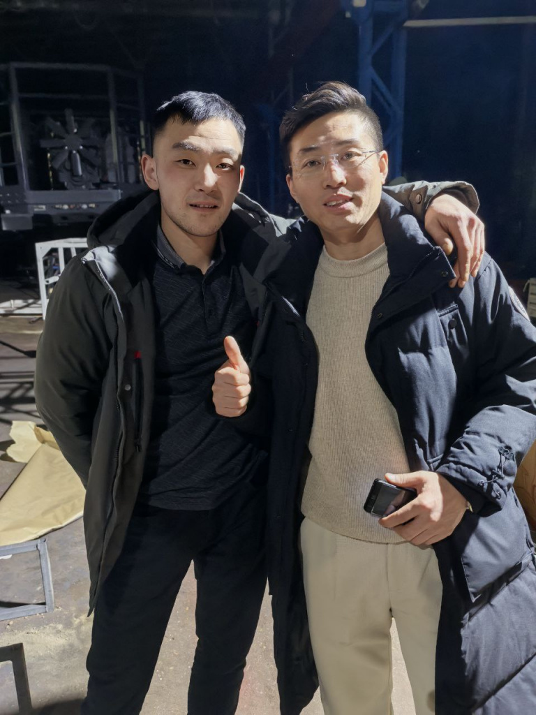 Гарри у нас в нижневартовске.jpg Гарри у нас в нижневартовске.jpg